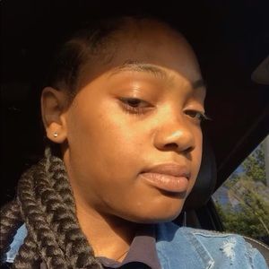 Meet your Posher, Destiny